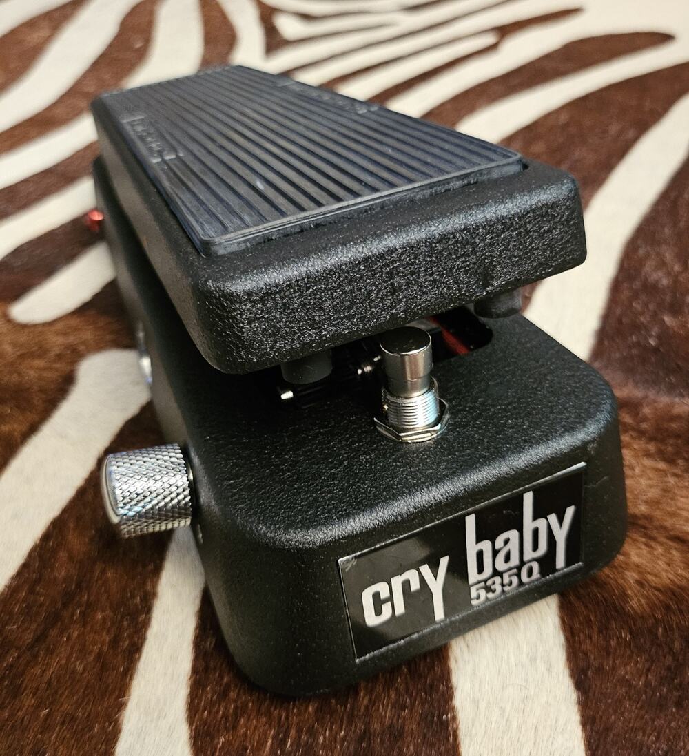 Jim Dunlop 535Q Cry Baby Multi-Wah Guitar Effects Pedal